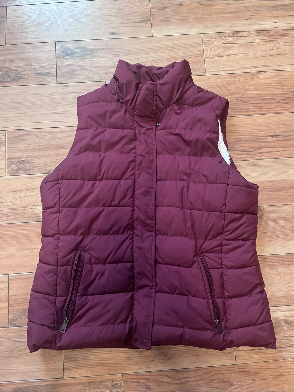 Banana Republic Quilted Puffer Vest - Wine